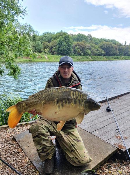 31lb 4oz
: Swipe To View More Images
